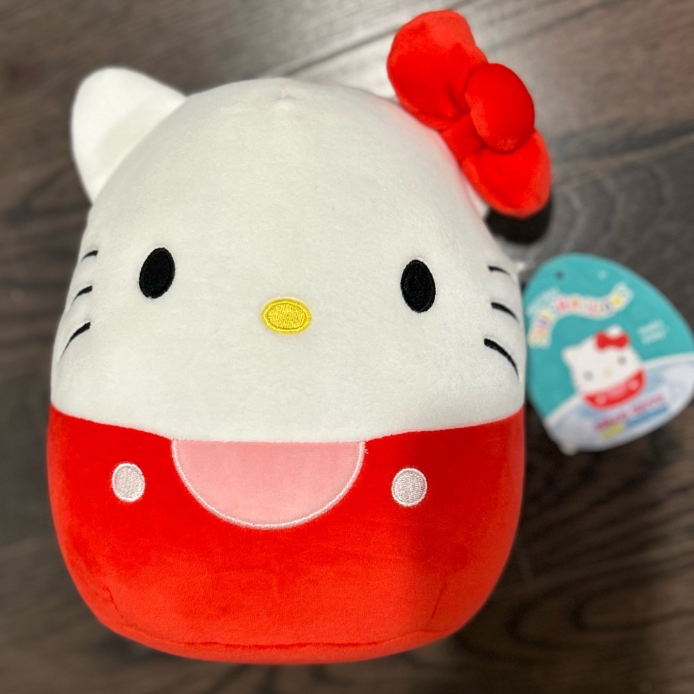 Hello Kitty Squishmallow NWT